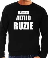 Zwarte foute kersttrui sweater kerst is altijd ruzie outfit heren